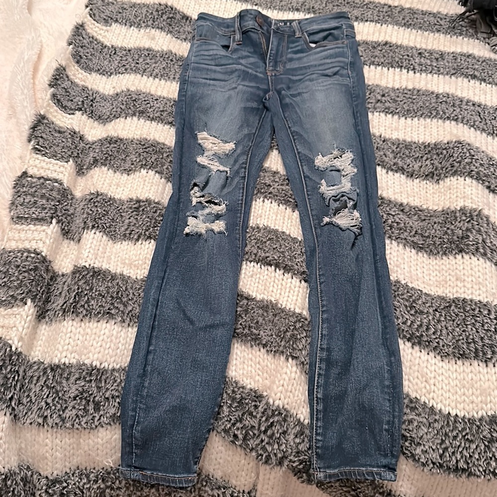 American Eagle distressed jeans
